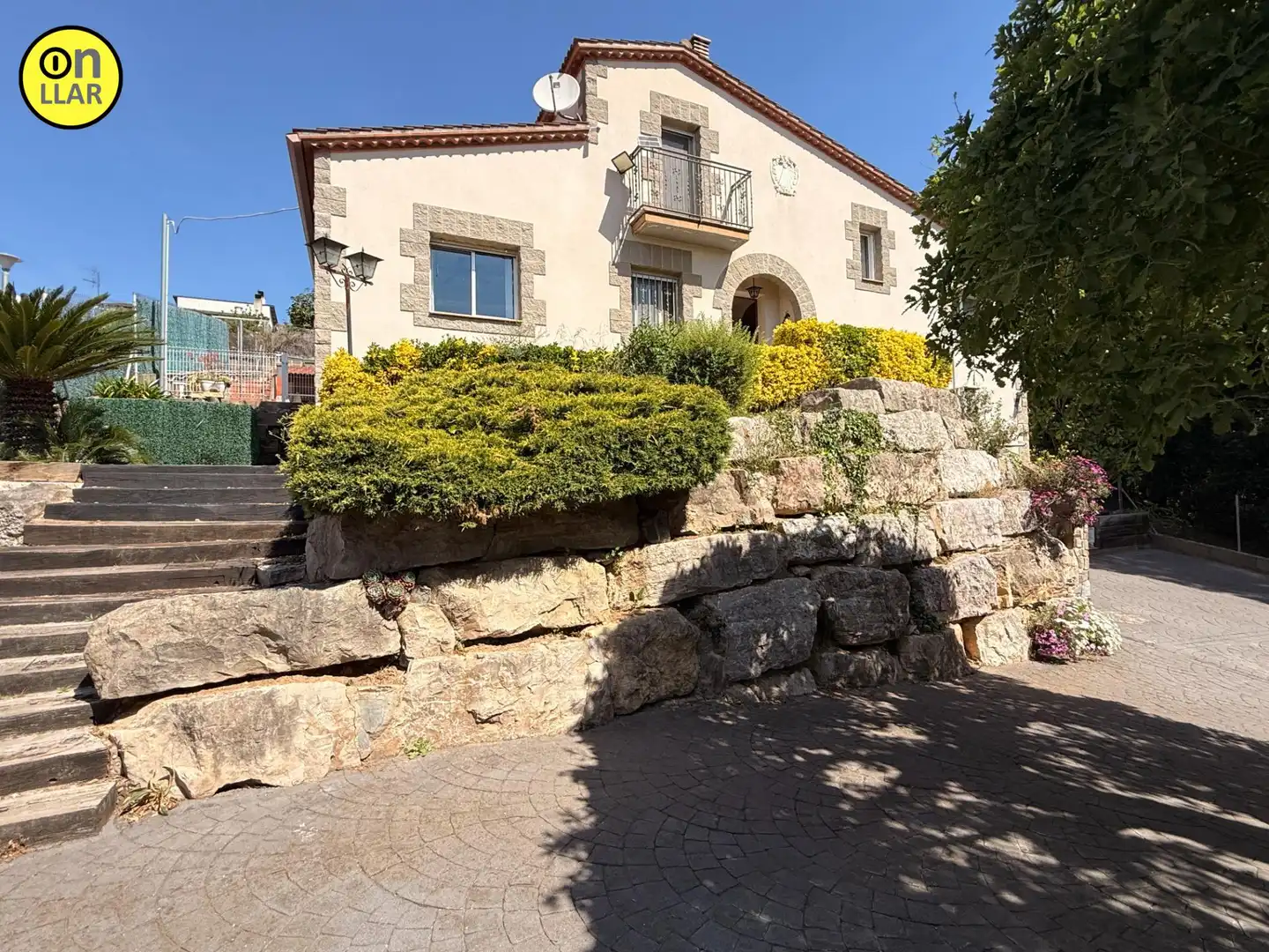 Vista exterior de Casa o chalet en venta en L'Ametlla del Vallès con Calefacción, Jardín privado y Terraza