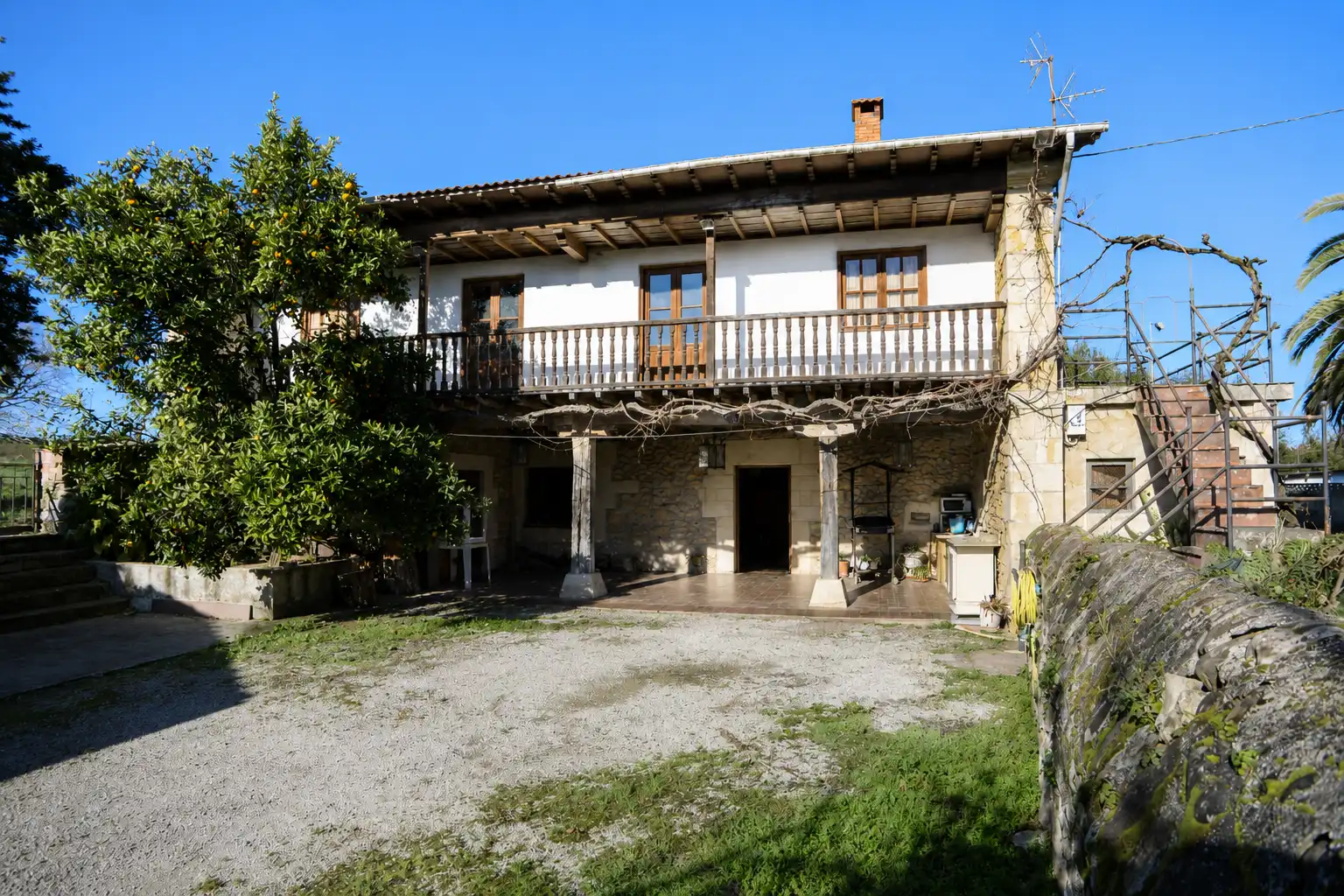 Casa amb jardí en venda a La Veguilla, imagen 2