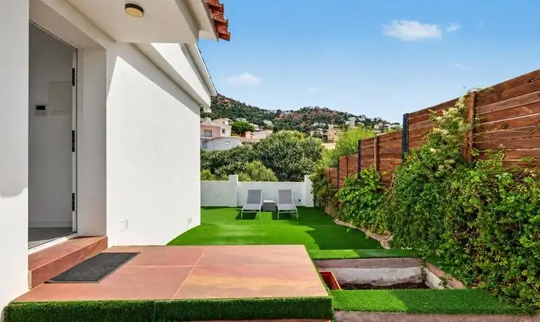 House with pool for sale in Carrer DE CORDOVA 25, imagen 7