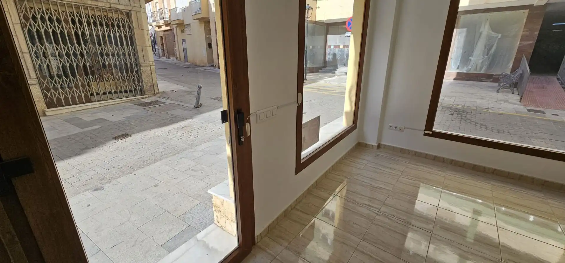 Local comercial de lloguer a ALFREFO ALMUNIA, imagen 4