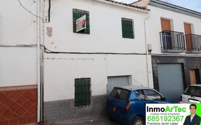 Vista exterior de Casa o xalet en venda en Illora amb Jardí privat i Traster