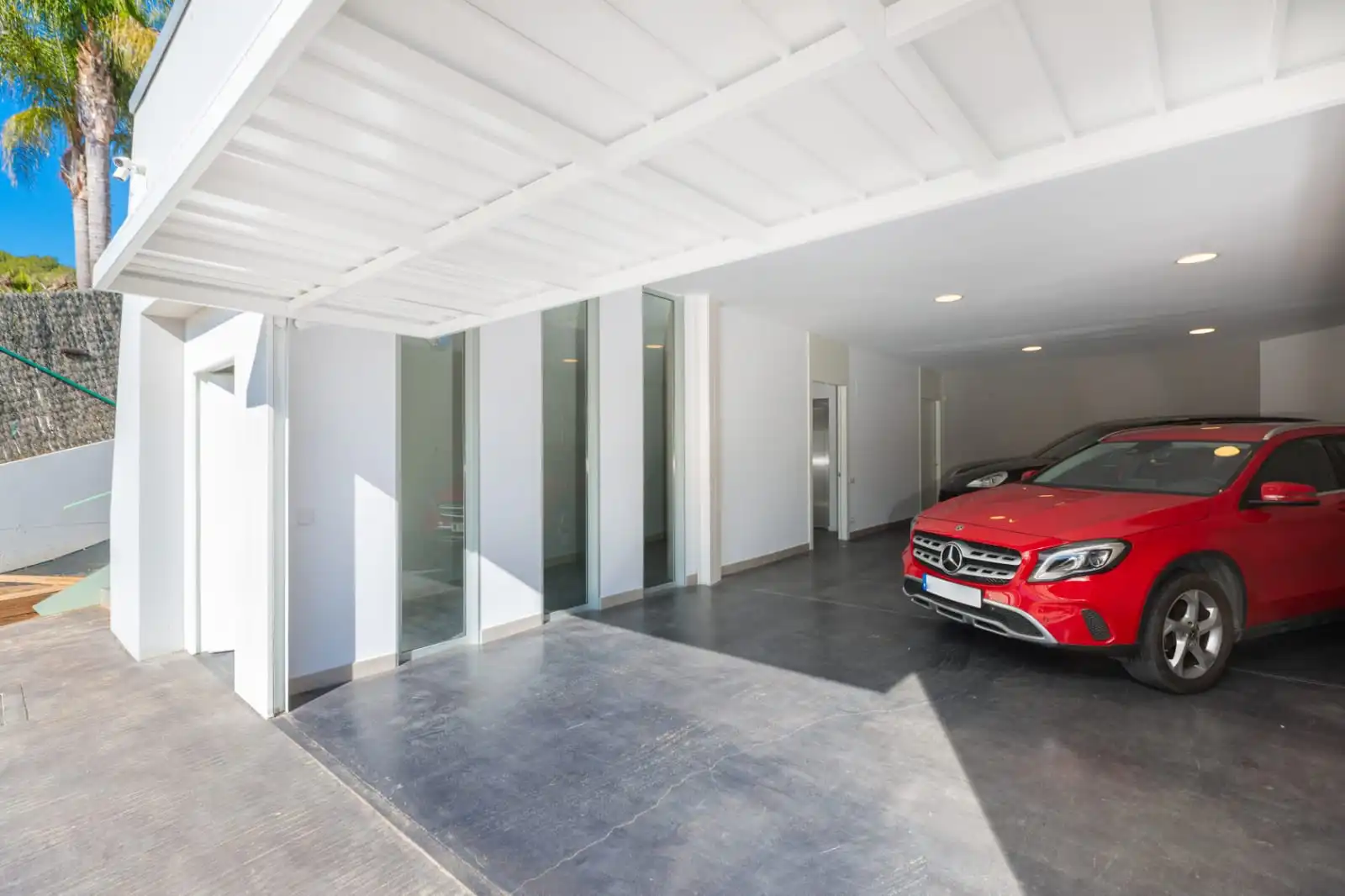 Parkplatz von Haus oder Chalet zum Verkauf in Sitges mit Klimaanlage, Heizung und Privatgarten