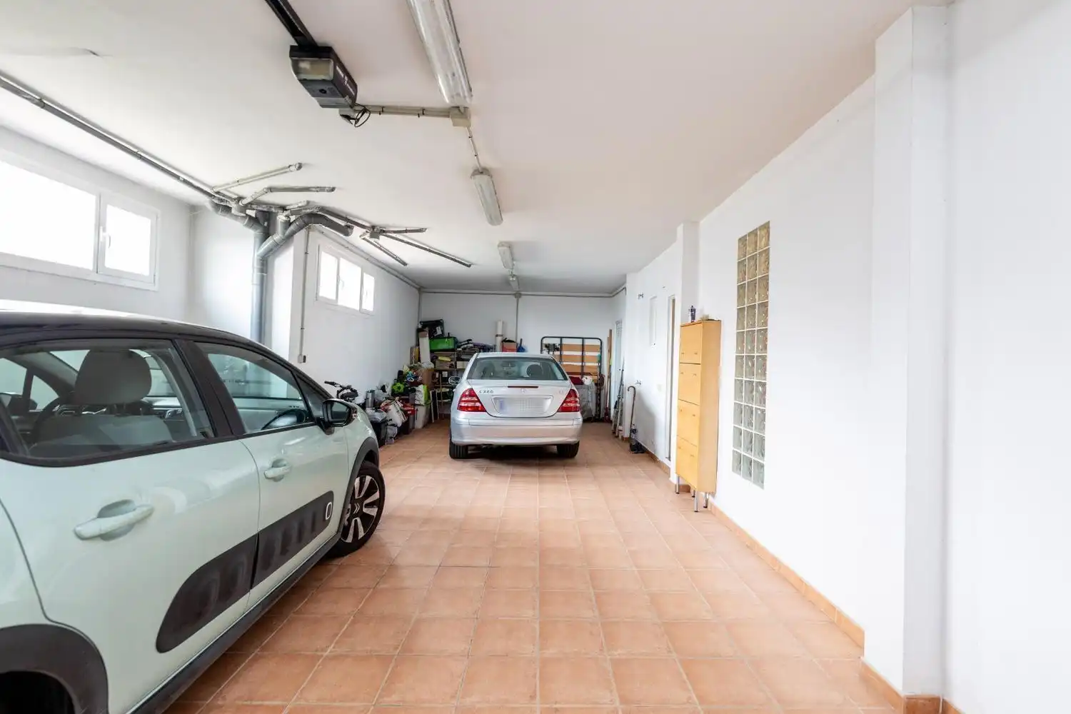 Aparcament de Casa o xalet en venda en Batres amb Aire condicionat, Calefacció i Jardí privat