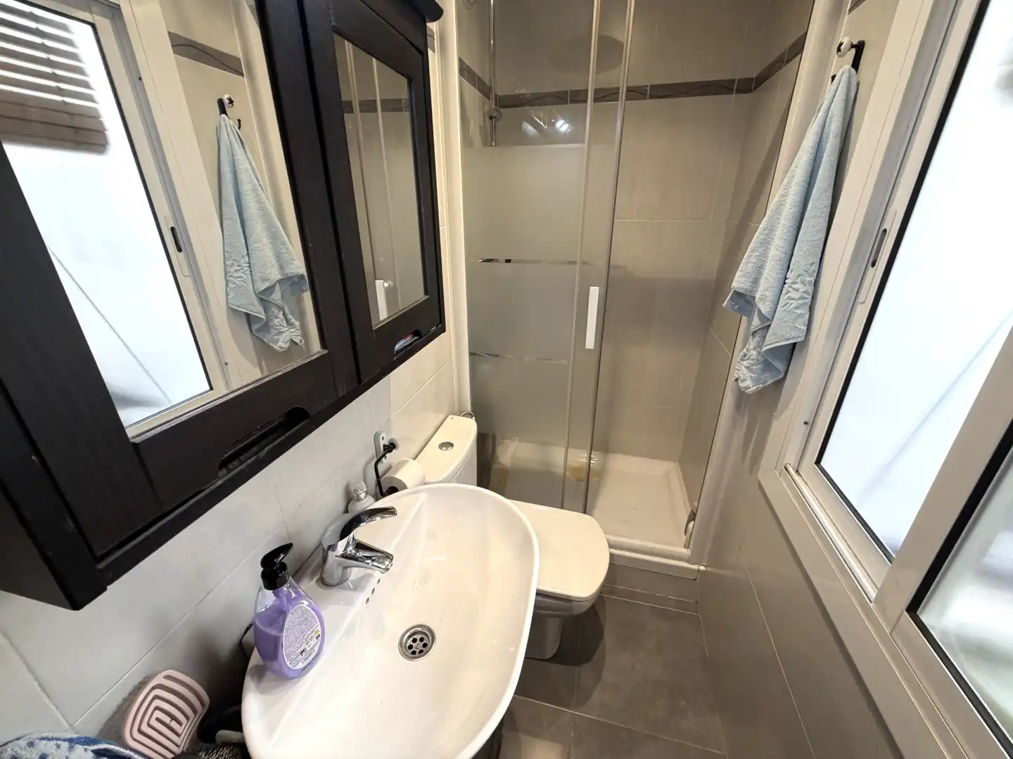 Baño de Piso en venta en Barcelona con Aire acondicionado y Amueblado