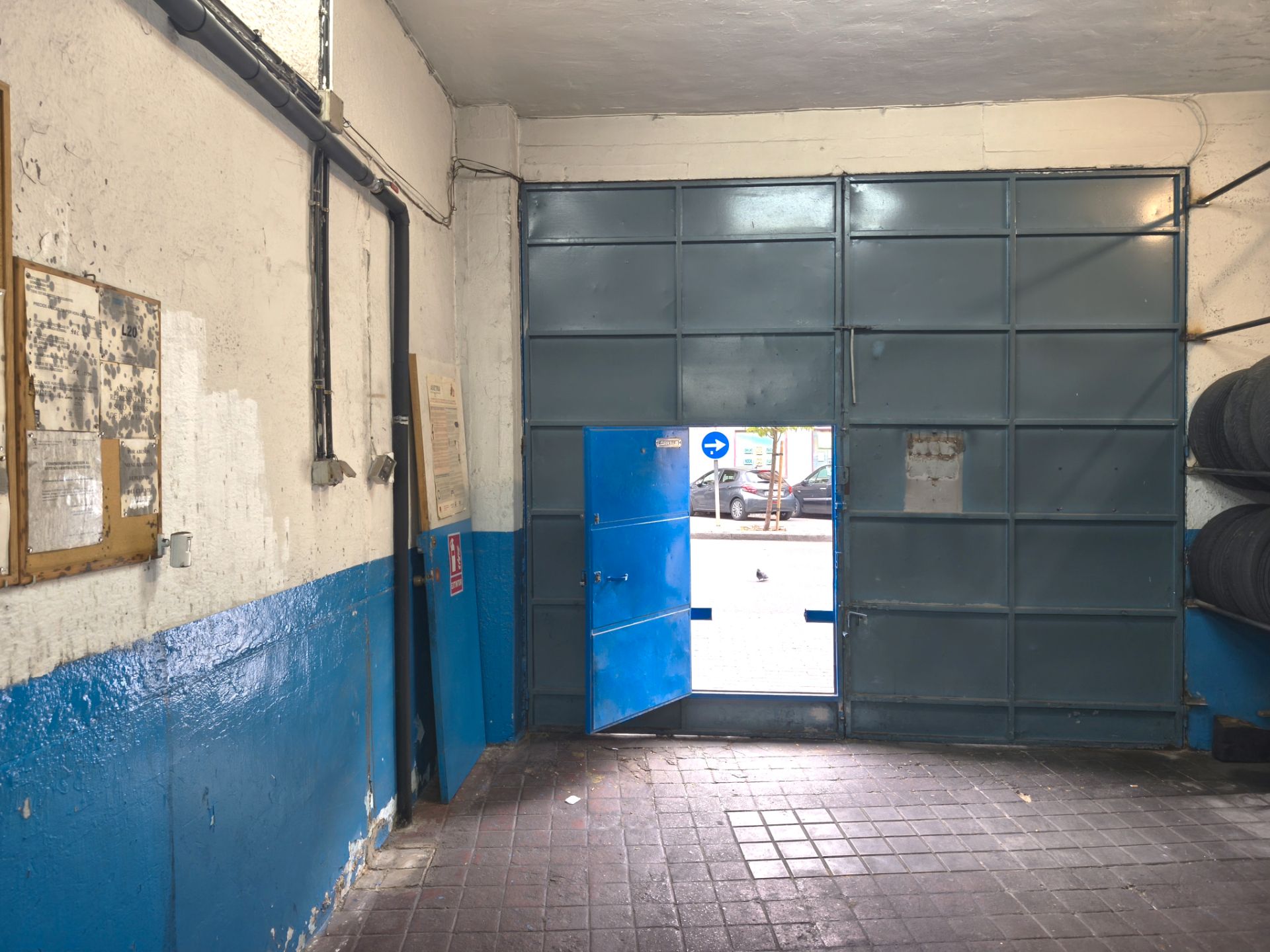 Premises for sale in  Madrid Capital