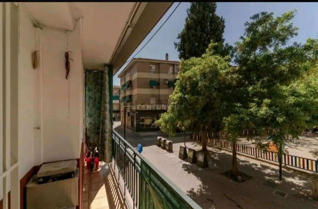 Terrassa de Pis per a compartir en Maracena amb Terrassa i Balcó