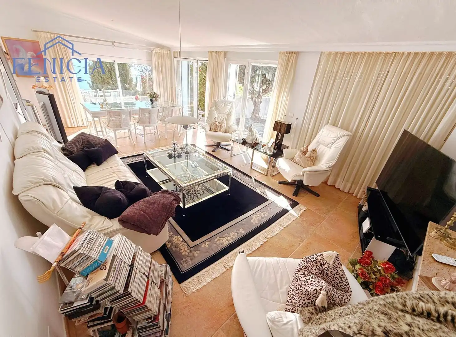 Sala de estar de Casa o chalet en venta en Almuñécar con Aire acondicionado, Calefacción y Jardín privado