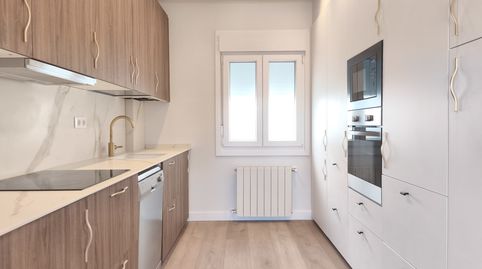 Foto 2 de Piso de alquiler en Av Pio XII, Gran Via, Logroño