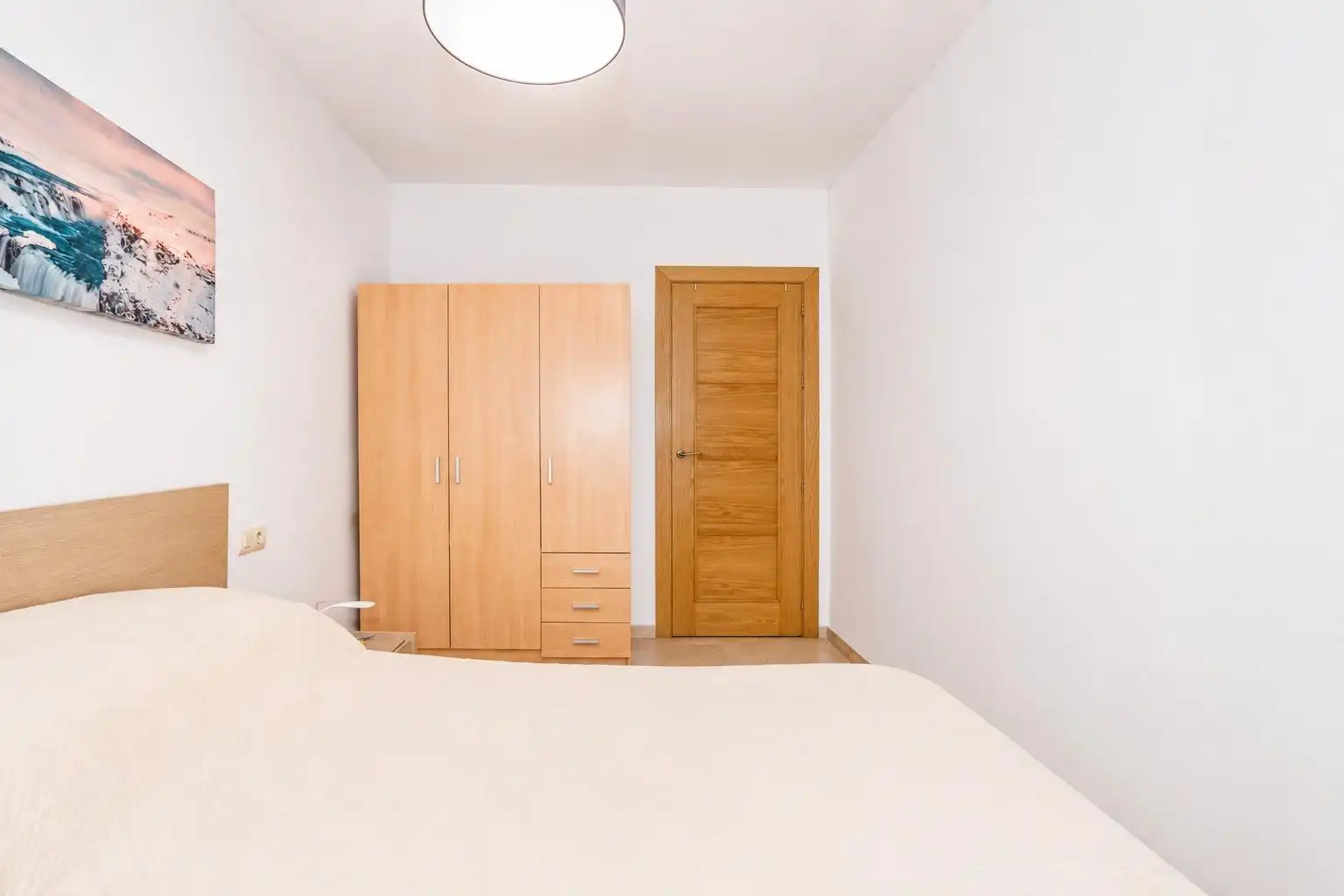 Habitación de Planta baja en venta en La Zubia