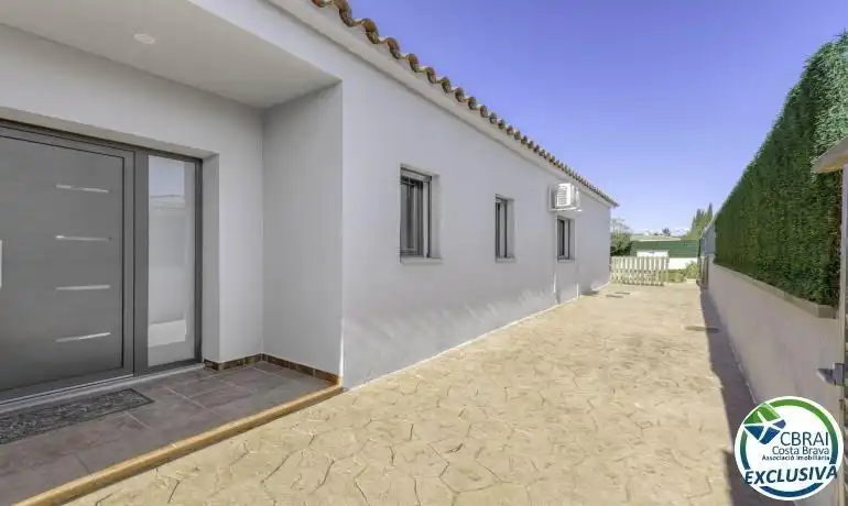 Exterior view of Houses for sale in Cistella  with Community pool