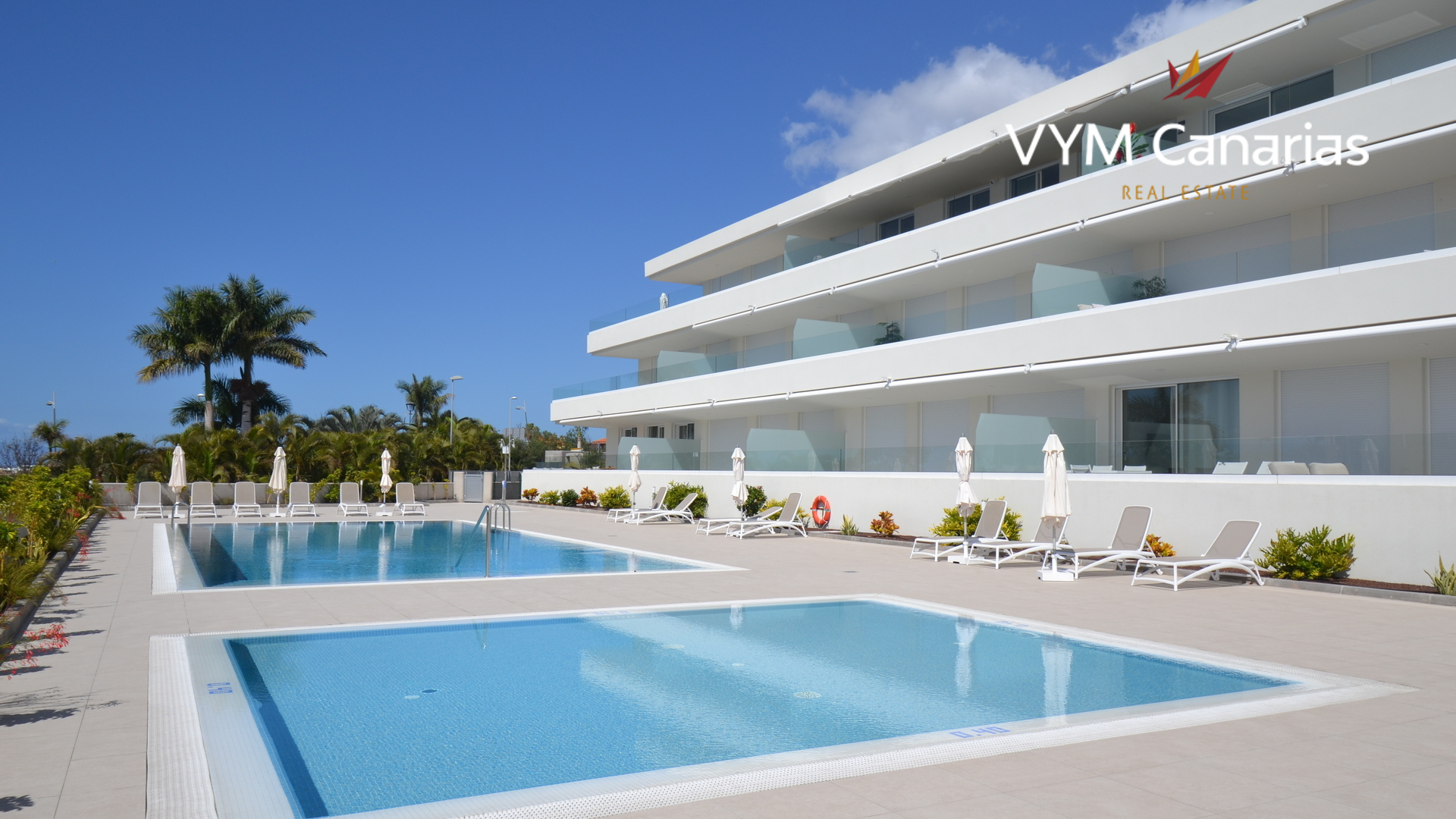Piscina de Apartament en venda en Adeje amb Jardí privat, Terrassa i Traster