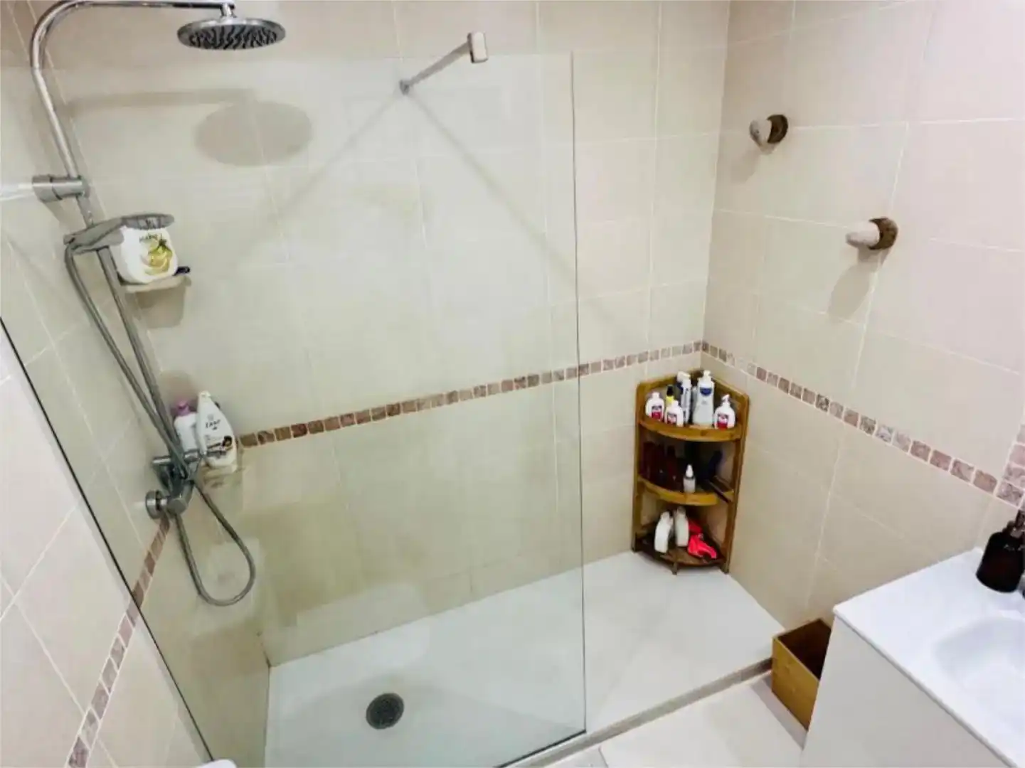 Badezimmer von Wohnung zum Verkauf in Es Mercadal mit Klimaanlage, Schwimmbad und Balkon