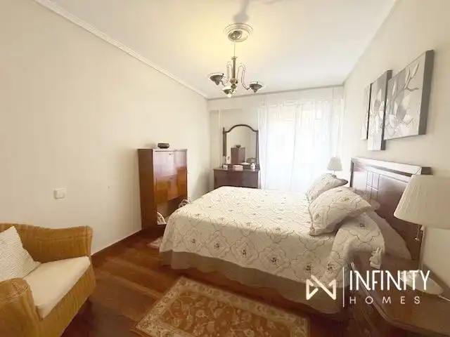 Bedroom of Flat for rent in Getxo   with Heating