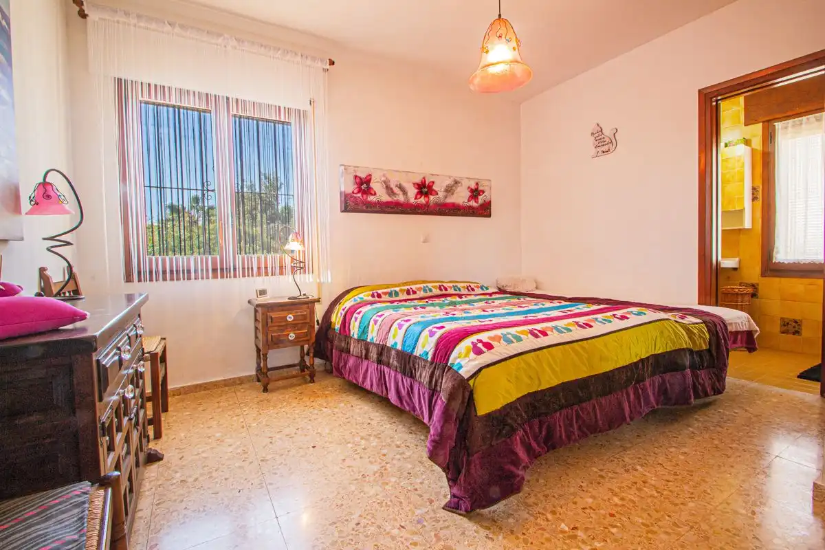 Bedroom of Houses for sale in Calpe / Calp  with Air Conditioner, Heating and Private garden