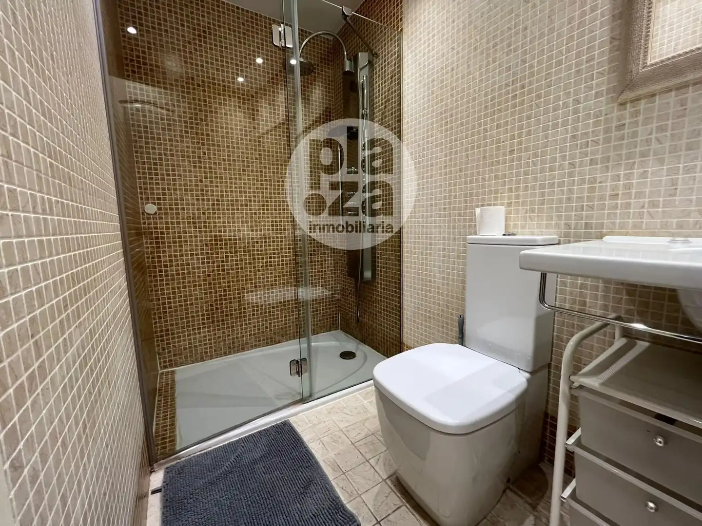Baño de Piso de alquiler en Centro