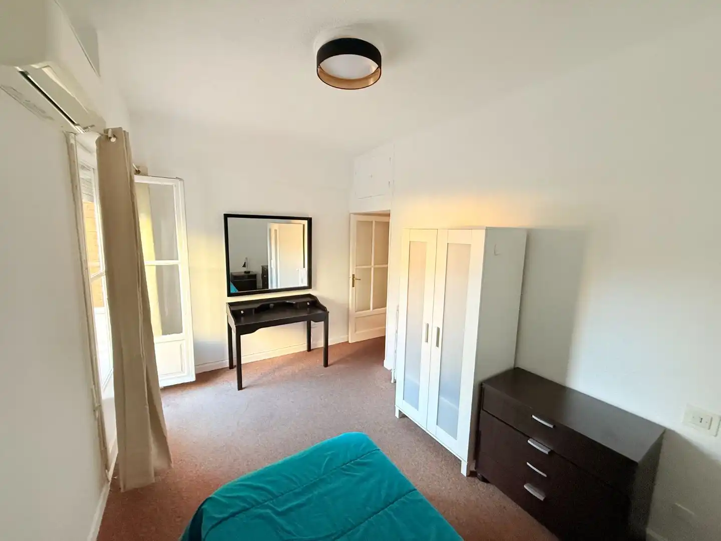 Bedroom of Flat for sale in  Madrid Capital  with Air Conditioner, Terrace and Balcony
