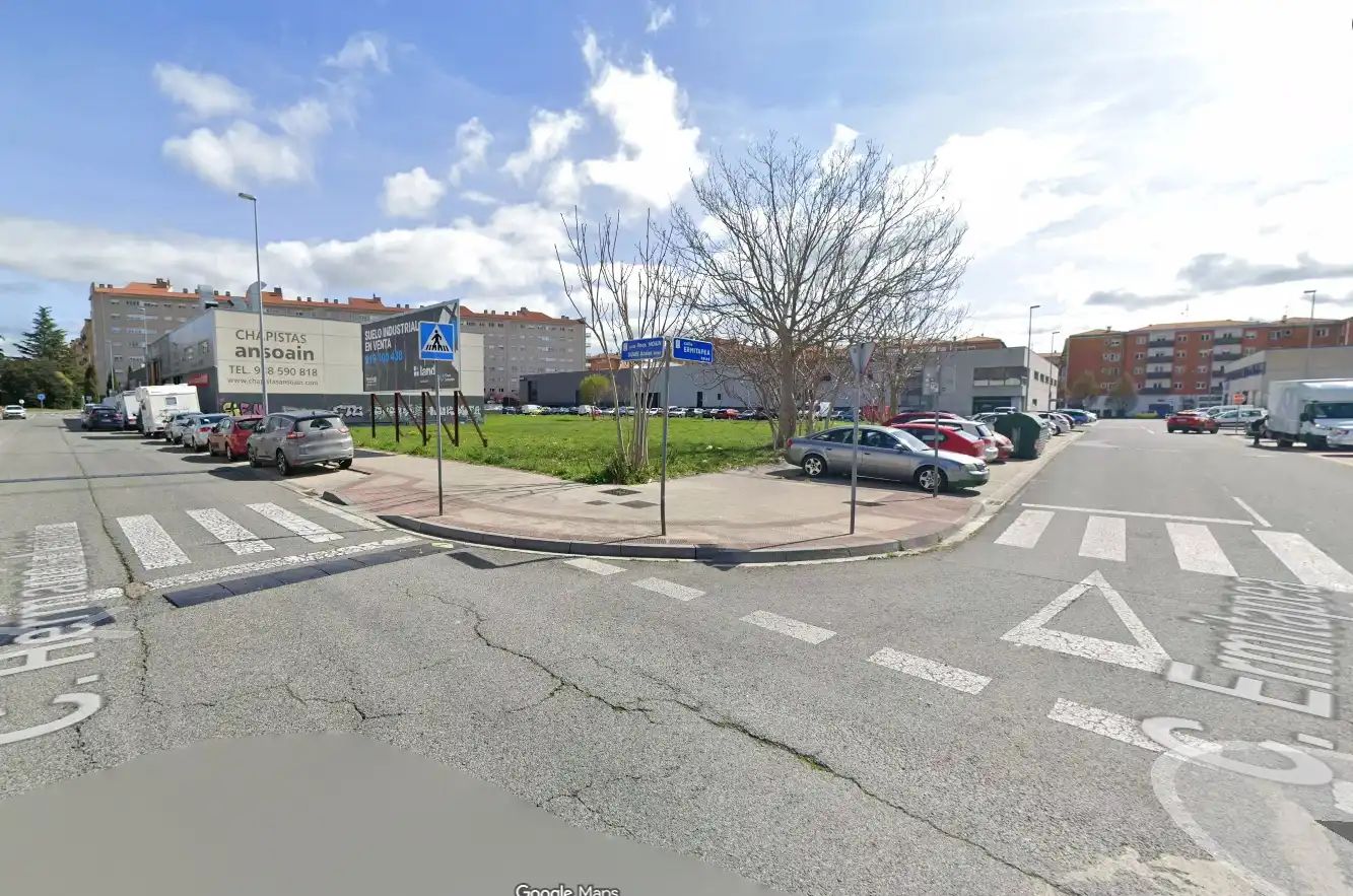 Aparcament de Terreny industrial en venda en Ansoáin / Antsoain