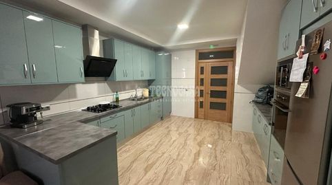 Foto 2 de Casa adosada en venta en C. Pilarillo, Jódar, Jaén