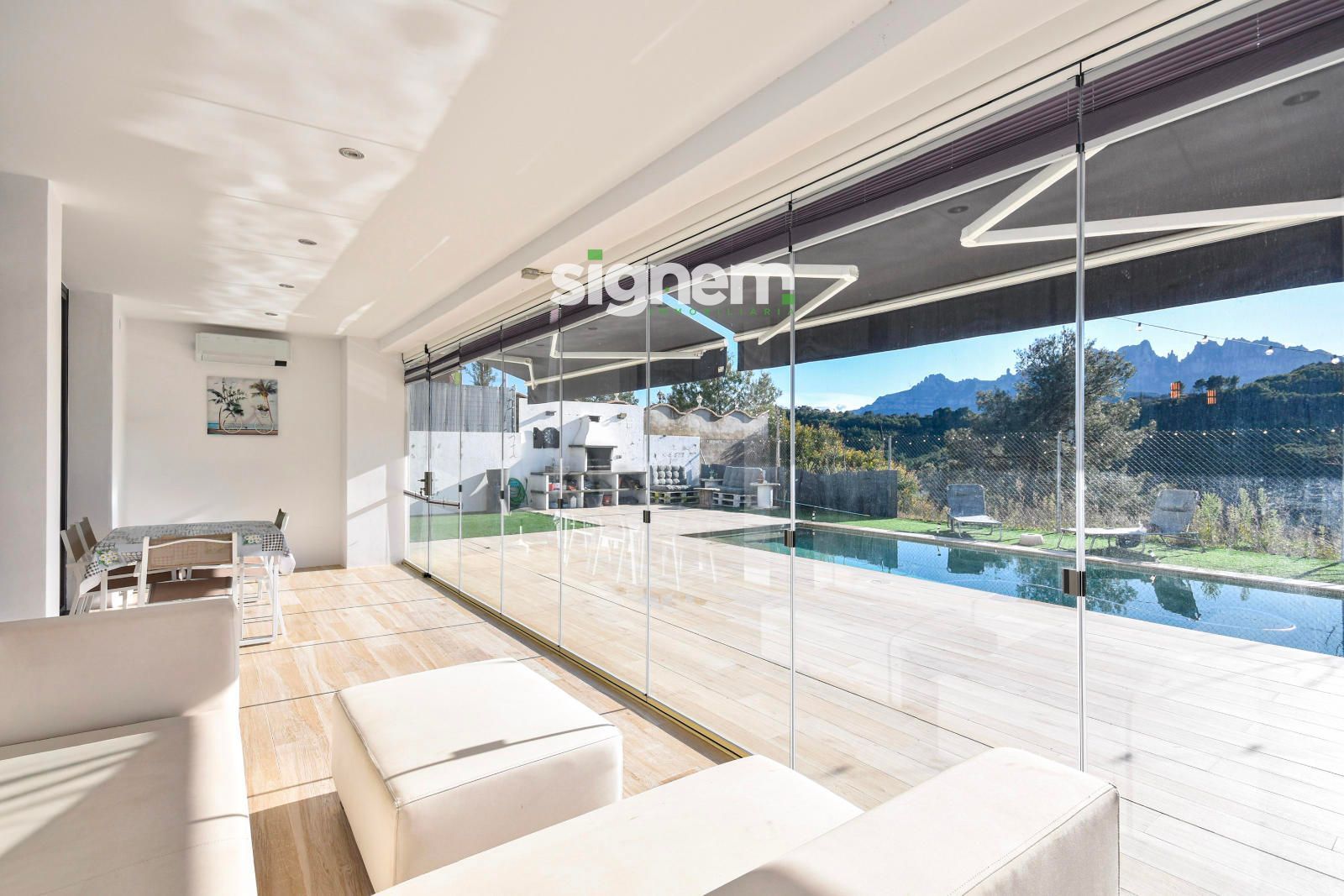 Vista exterior de Casa o xalet en venda en Castellgalí amb Aire condicionat, Calefacció i Terrassa