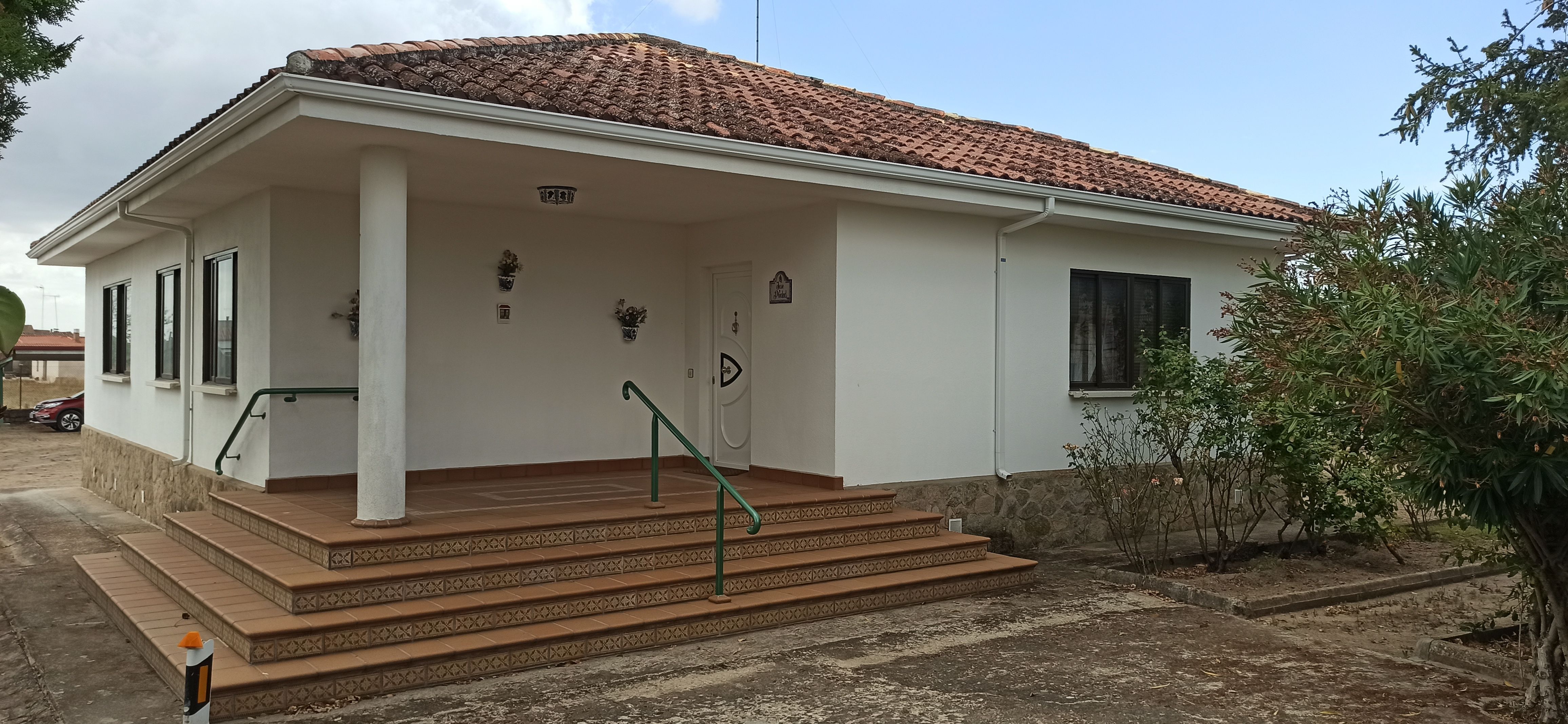 Exterior view of House or chalet for sale in Villar del Buey  with Air Conditioner, Private garden and Terrace