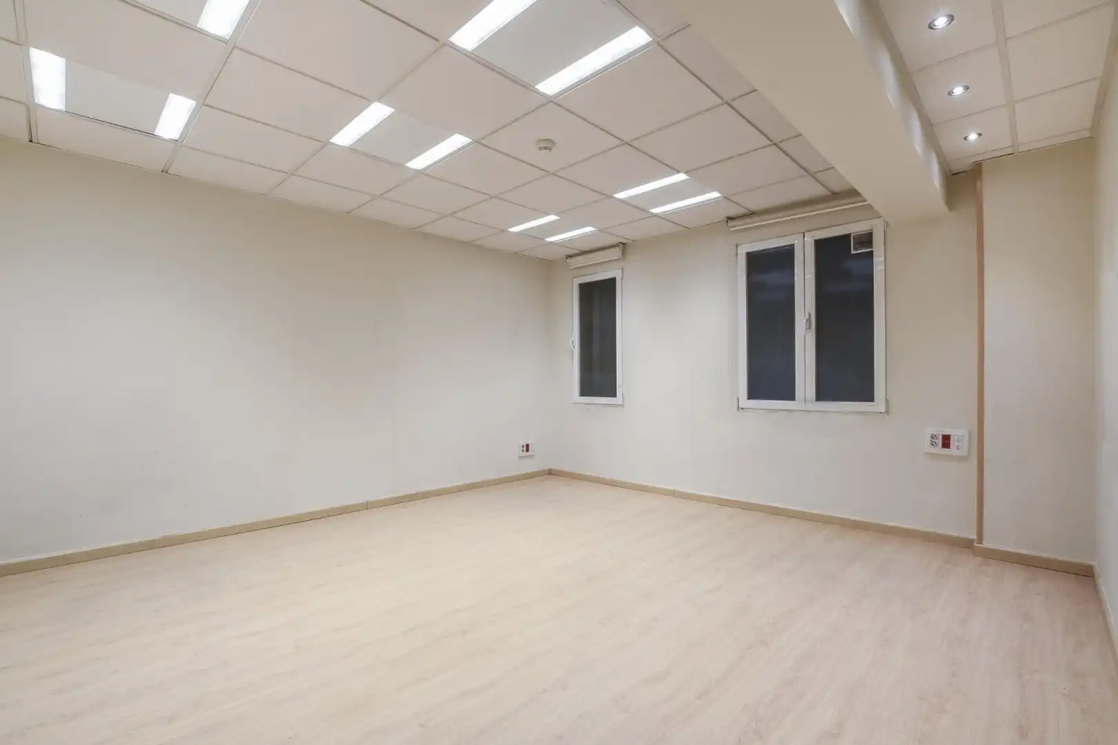 Büro zum Verkauf in Calle NARVAEZ, Ibiza de Madrid