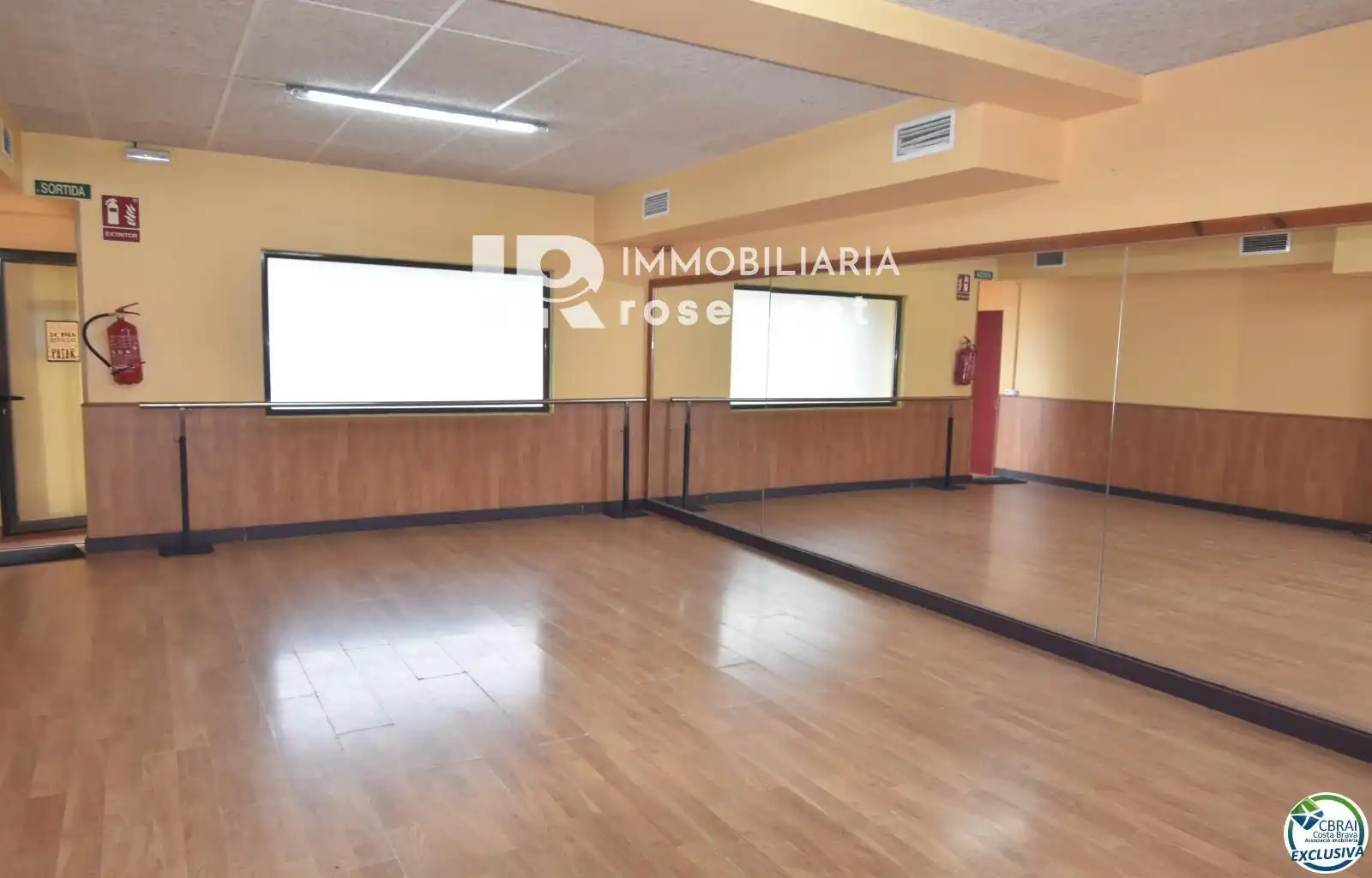 Local en venta en Roses con Aire acondicionado