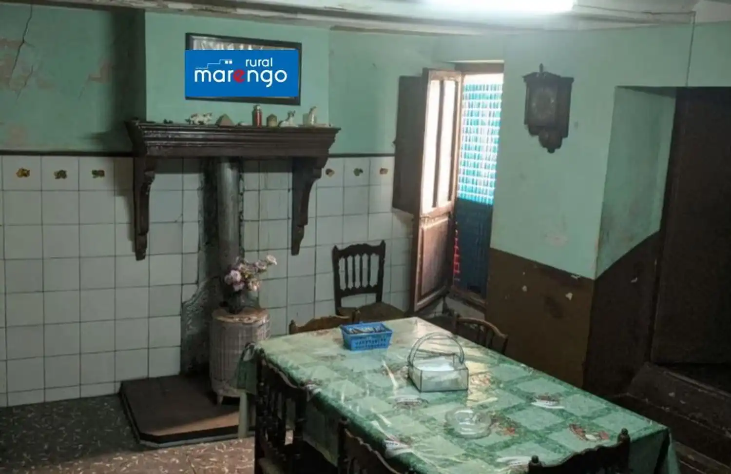 Kitchen of Houses for sale in Rubielos de Mora  with Terrace and Storage room