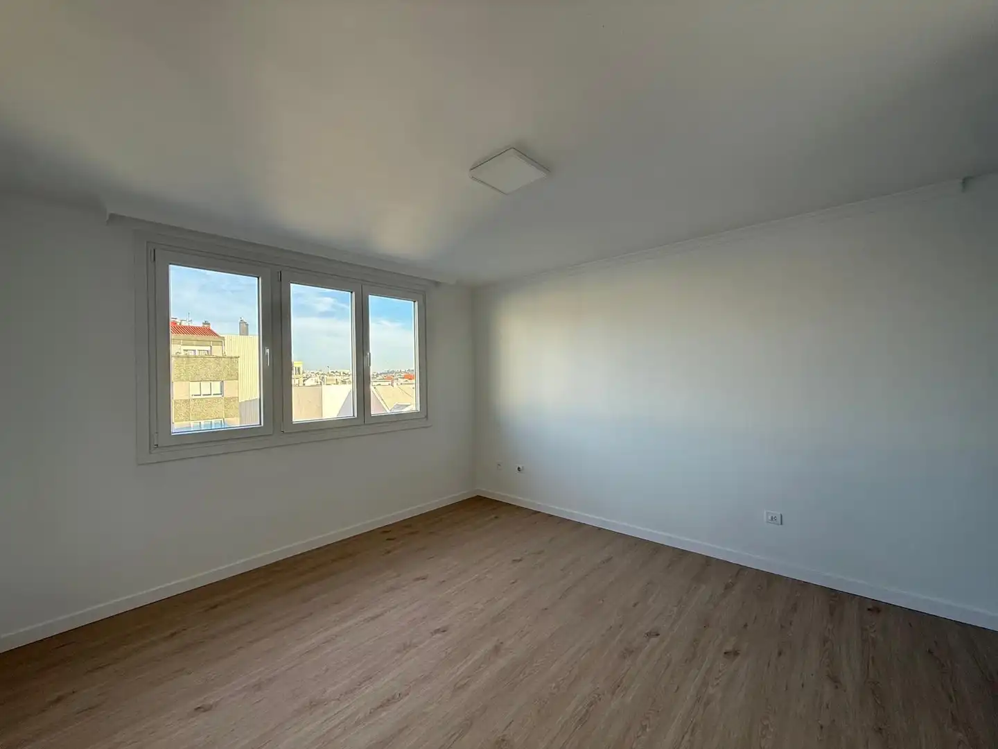 Dormitori de Apartament en venda en A Coruña Capital  amb Traster