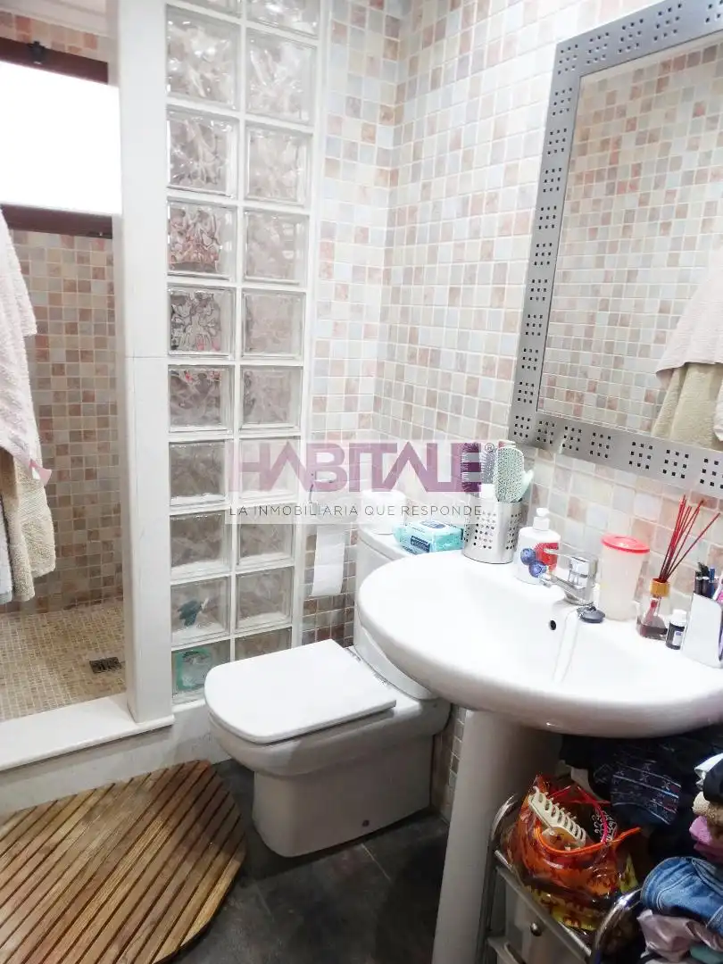 Baño de Casa adosada en venta en Xàtiva con Terraza y Trastero