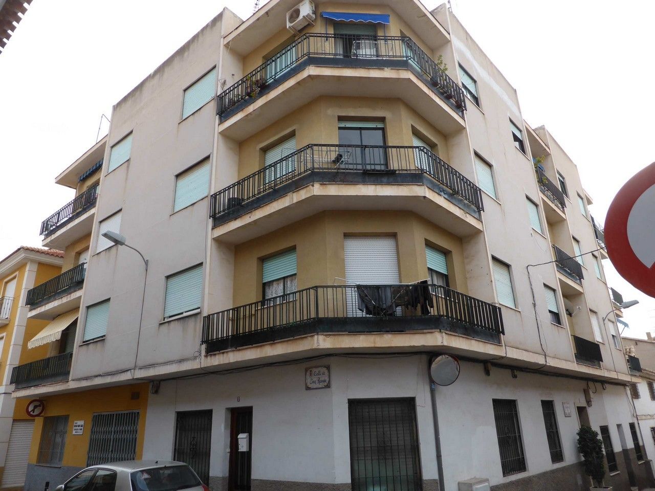 Vista exterior de Piso en venta en Totana