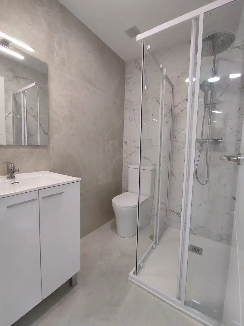 Baño de Piso en venta en Alcázar de San Juan con Aire acondicionado y Terraza