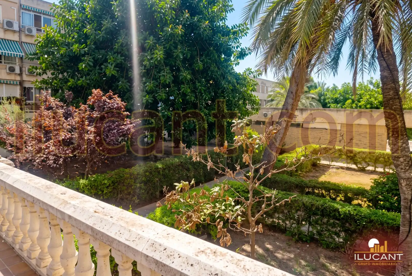 Jardí de Pis en venda en Alicante / Alacant amb Aire condicionat i Moblat