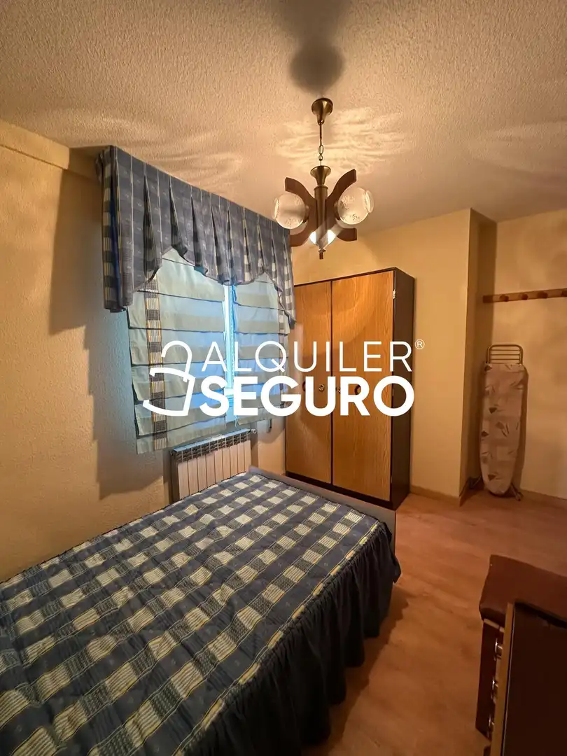 Bedroom of Flat for rent in Fuenlabrada II - El Molino