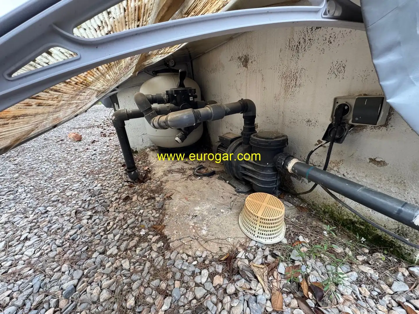 Houses for sale in Siete Aguas  with Storage room and Swimming Pool