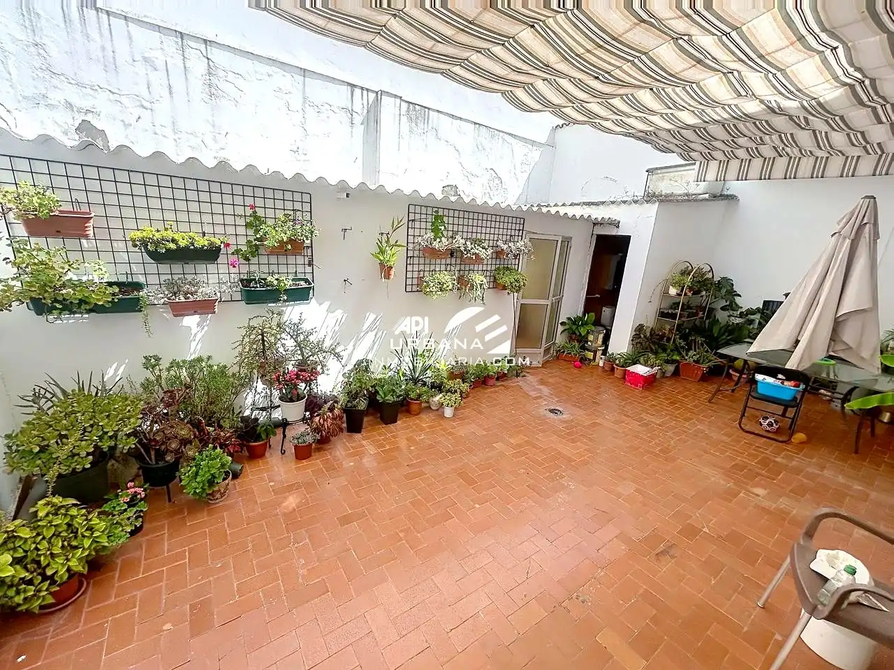 Terrace of Ground floor for sale in Lucena  with Storage room and Swimming Pool