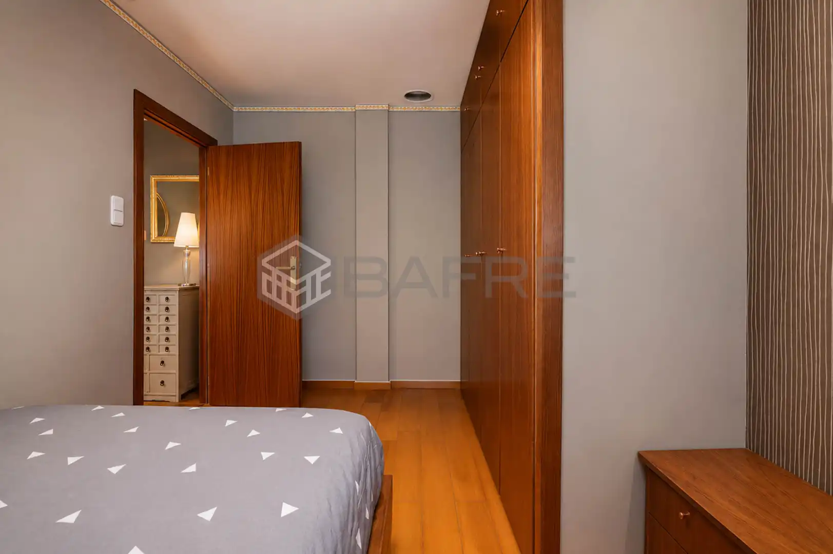 Bedroom of Flat for sale in Madrid  with Air Conditioner and Balcony