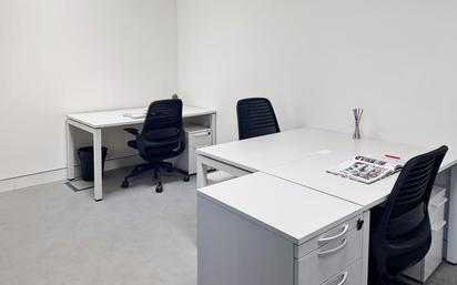 Office to rent in  Barcelona Capital  with Air Conditioner, Heating and Terrace