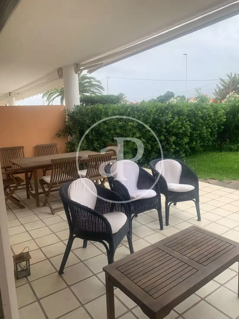 Terrassa de Pis de lloguer en Jávea / Xàbia amb Jardí privat, Terrassa i Moblat