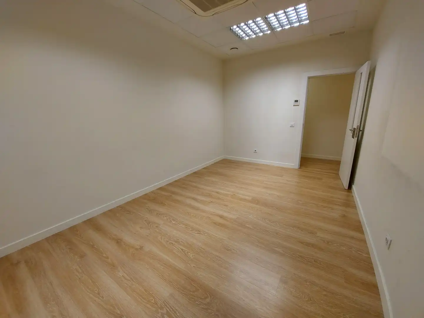 Business premises for sale in Logroño - Duquesa de la Victoria, imagen 12