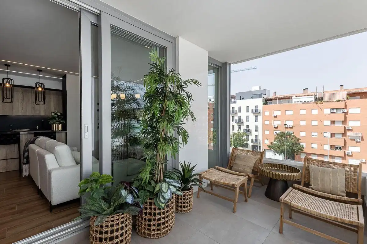Terraza de Piso de alquiler en Granada con Terraza, Amueblado y Piscina comunitaria