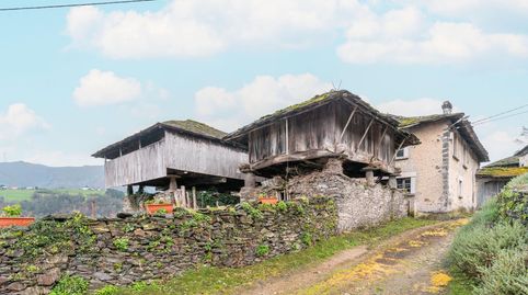 2 CASAS CON FINCA EN VALDÉS