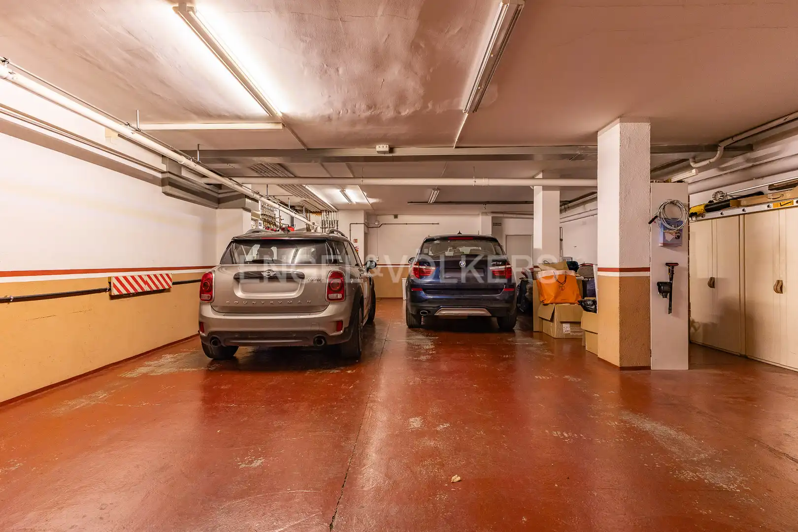 Parking de Casa o chalet de alquiler en Sant Cugat del Vallès con Calefacción, Jardín privado y Piscina