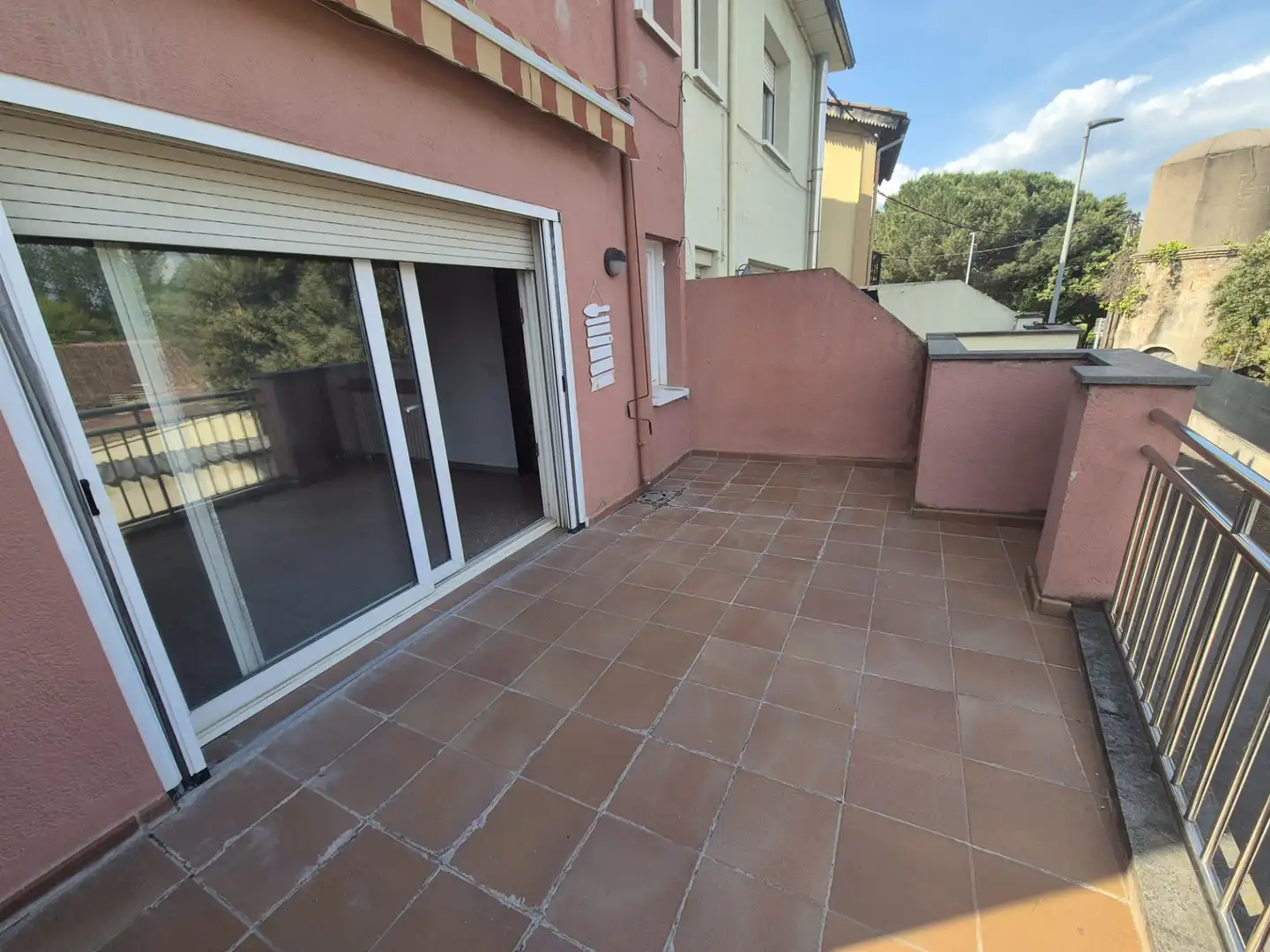 Terrasse von Einfamilien-Reihenhaus zum Verkauf in Les Masies de Voltregà mit Heizung, Privatgarten und Terrasse