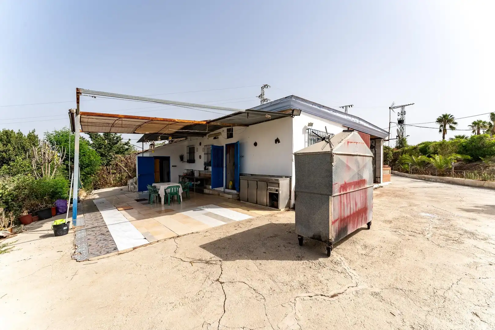 Vista exterior de Casa o xalet en venda en Cártama amb Aire condicionat, Calefacció i Jardí privat