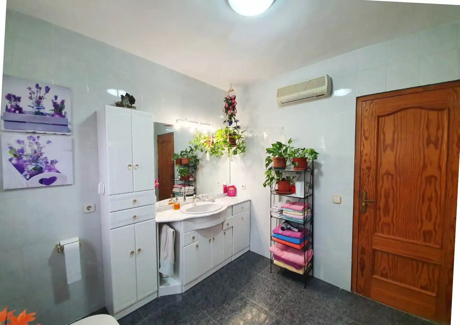 Badezimmer von Haus oder Chalet zum Verkauf in Casarrubios del Monte mit Klimaanlage, Heizung und Schwimmbad