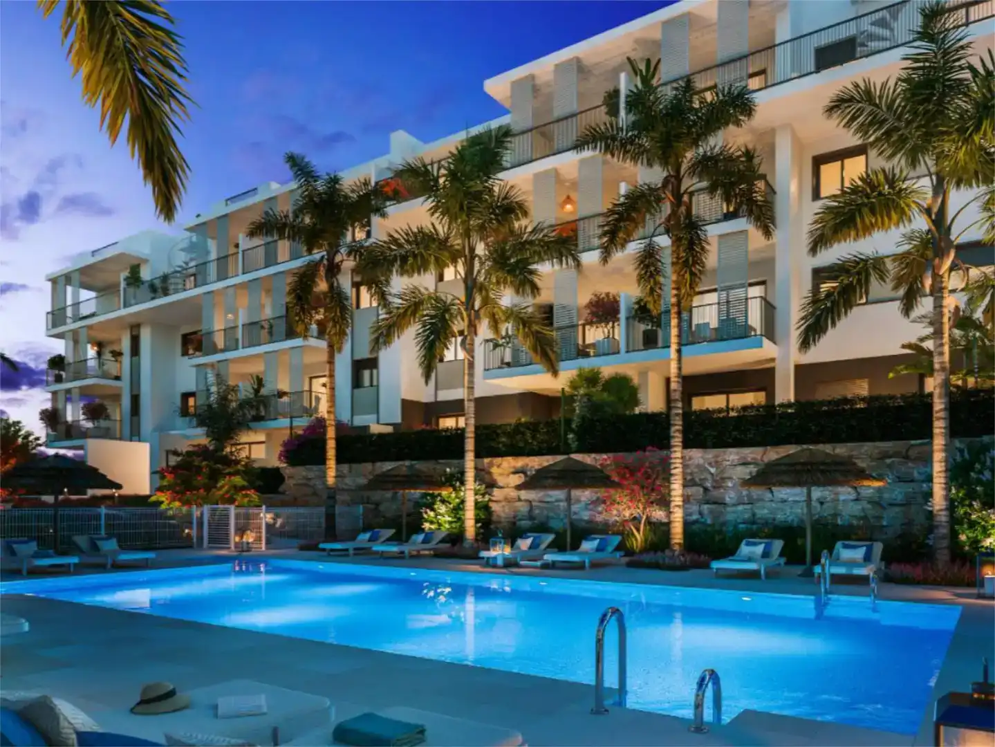 Swimming pool of Flat for sale in Estepona  with Air Conditioner, Private garden and Swimming Pool