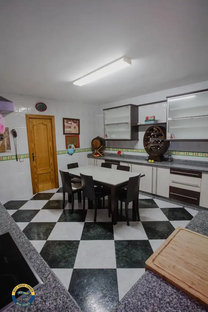 Cocina de Casa o chalet en venta en Don Benito con Aire acondicionado, Calefacción y Terraza