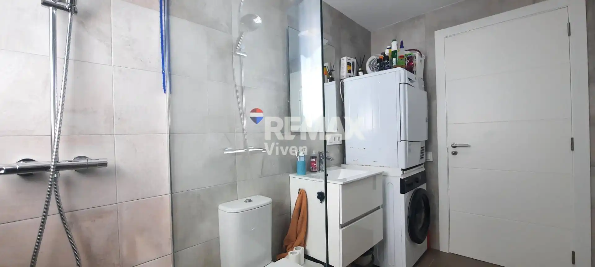 Baño de Casa o chalet en venta en Canyelles con Aire acondicionado, Calefacción y Jardín privado
