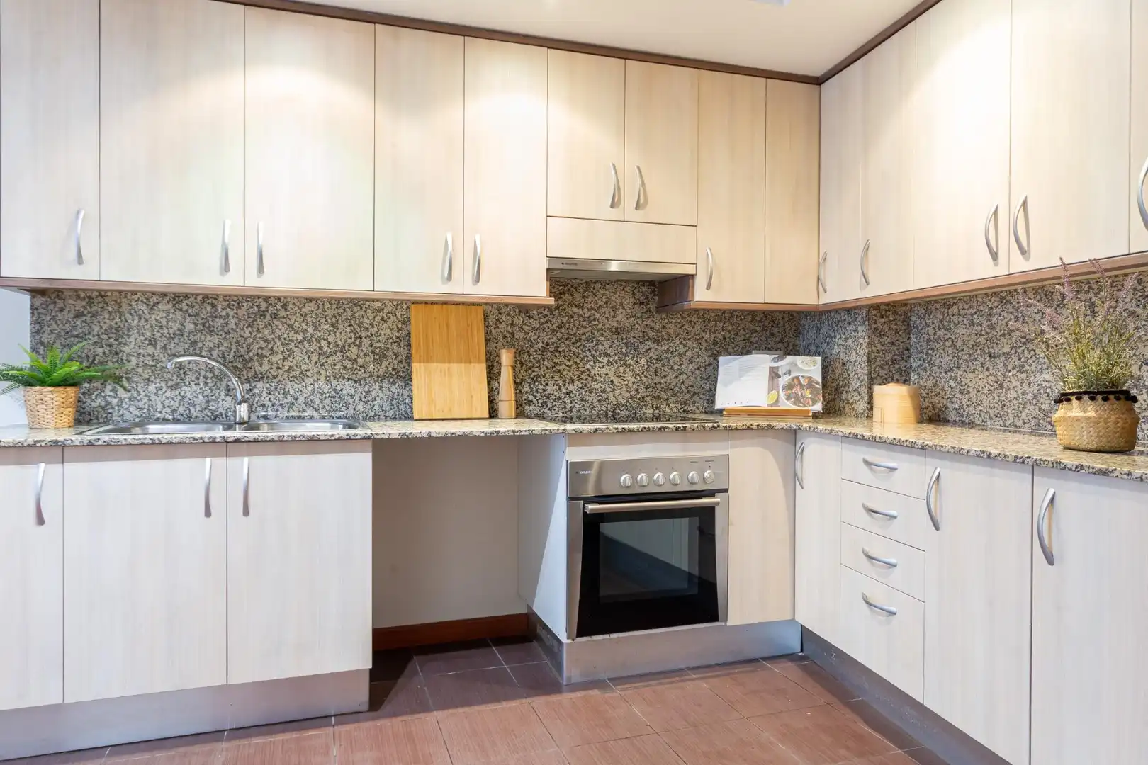 Kitchen of Flat for sale in Sallent, Barcelona