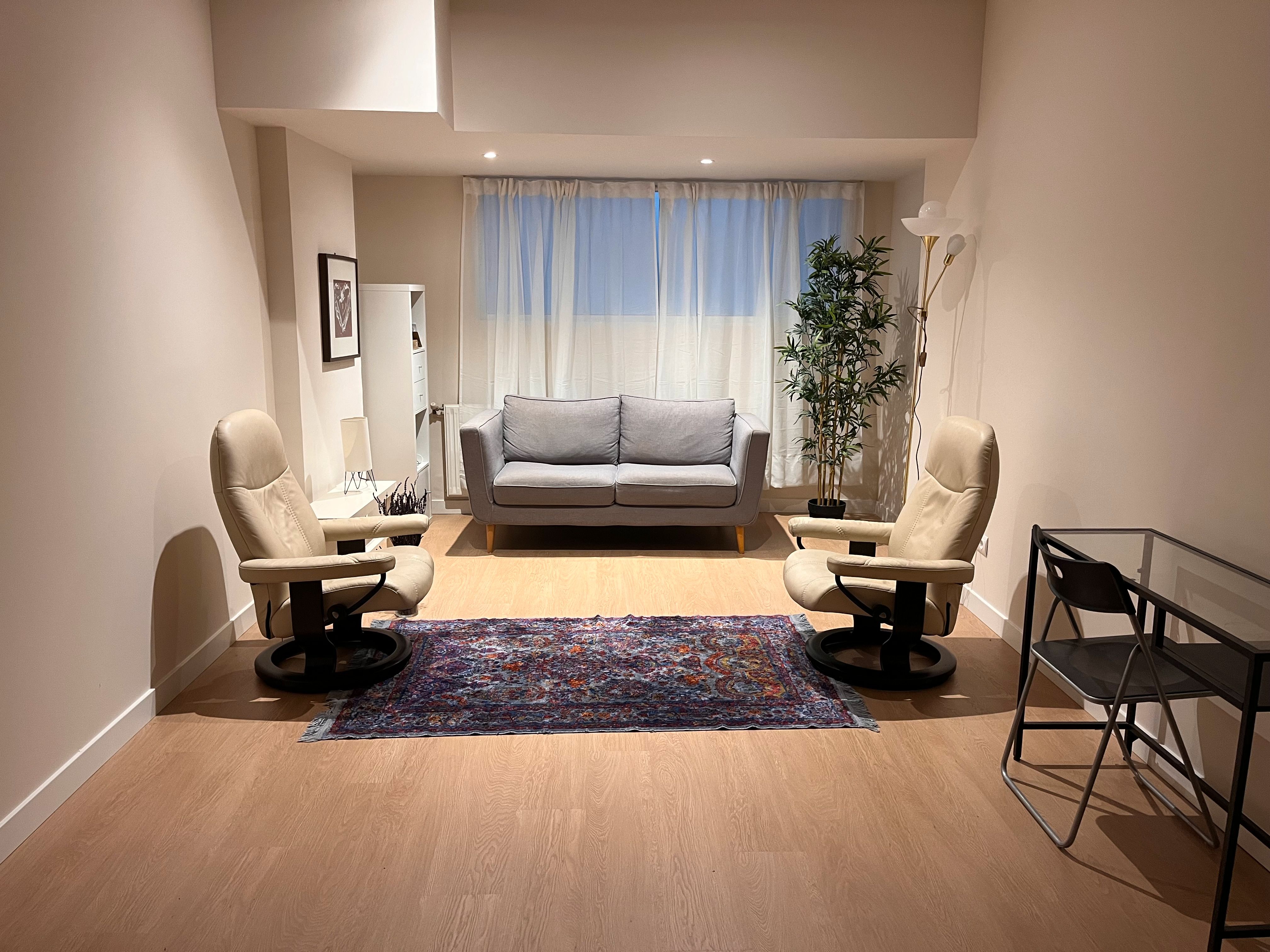 Sala d'estar de Oficina de lloguer en  Madrid Capital